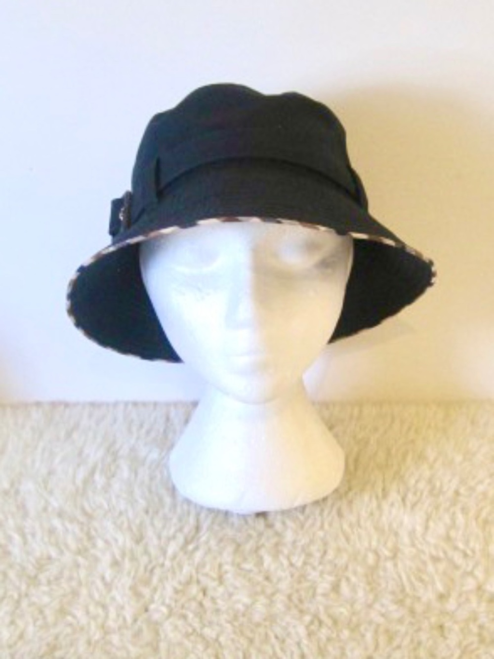 Aquascutum London Navy Bucket Hat